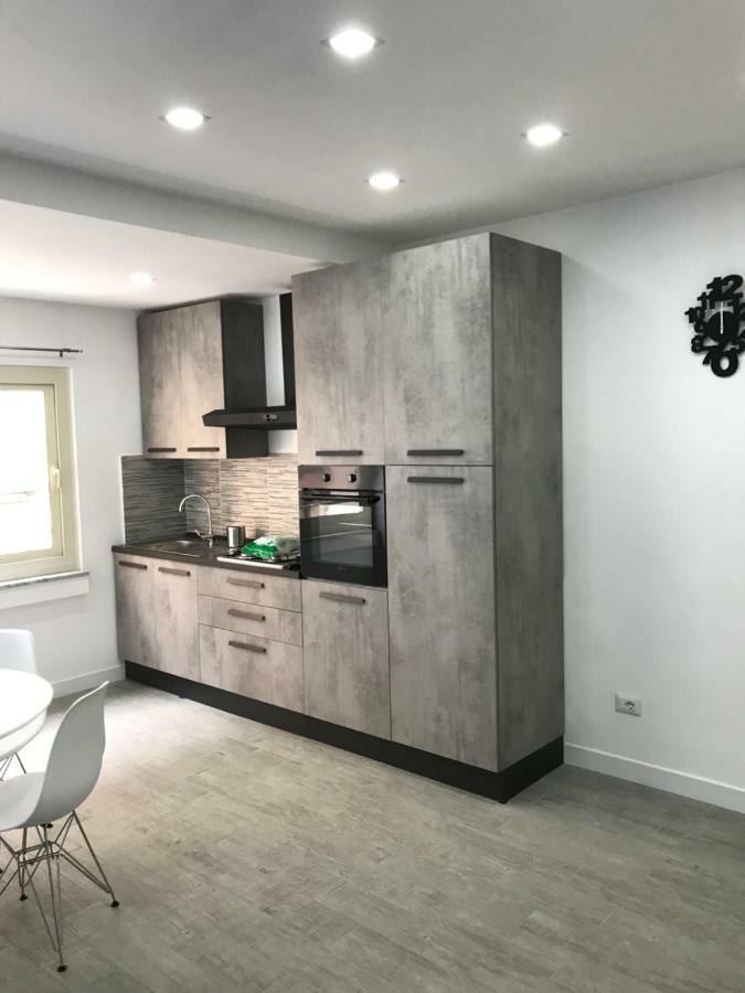 Marina Guest Home Неаполь Экстерьер фото