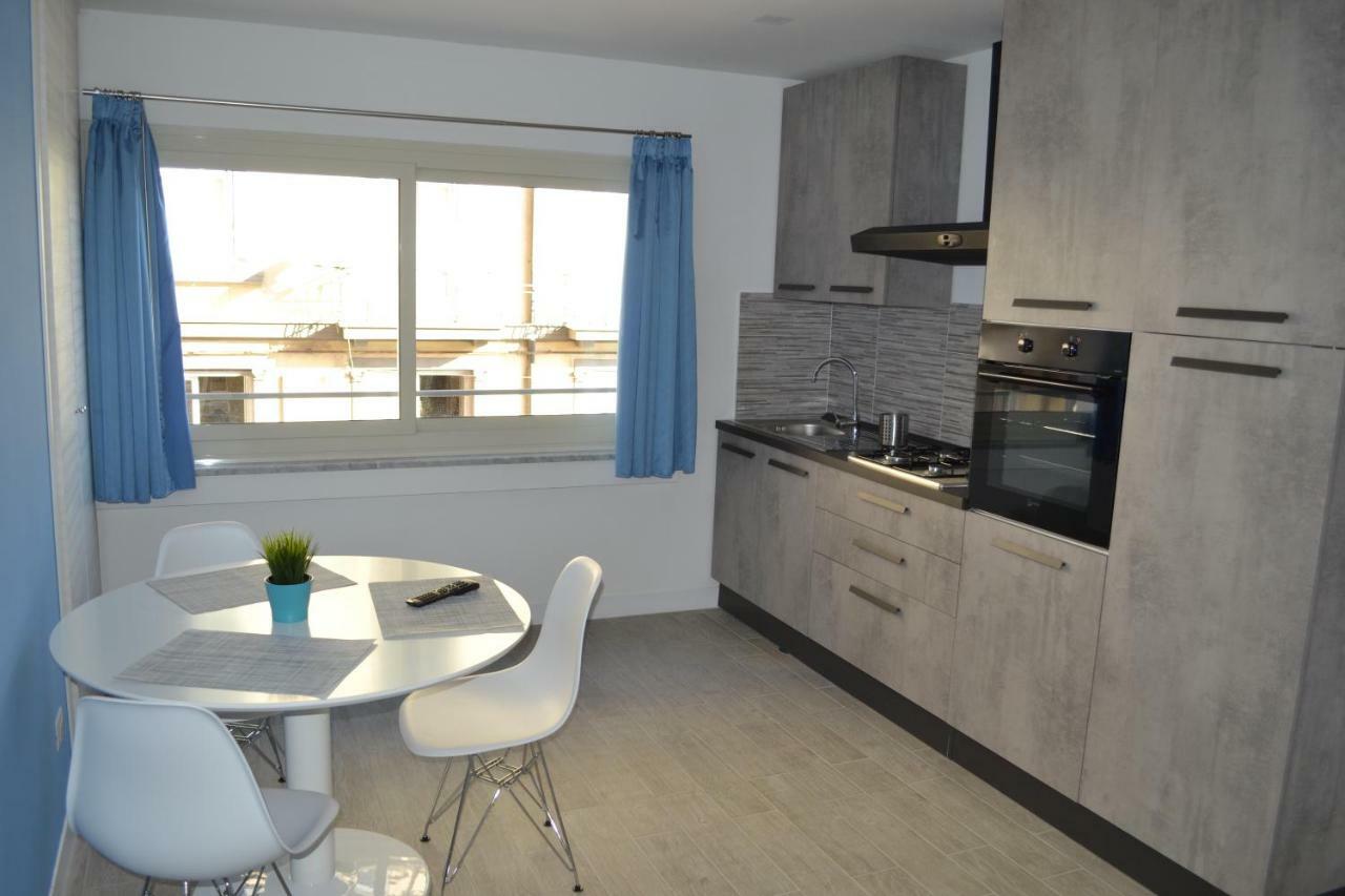 Marina Guest Home Неаполь Экстерьер фото